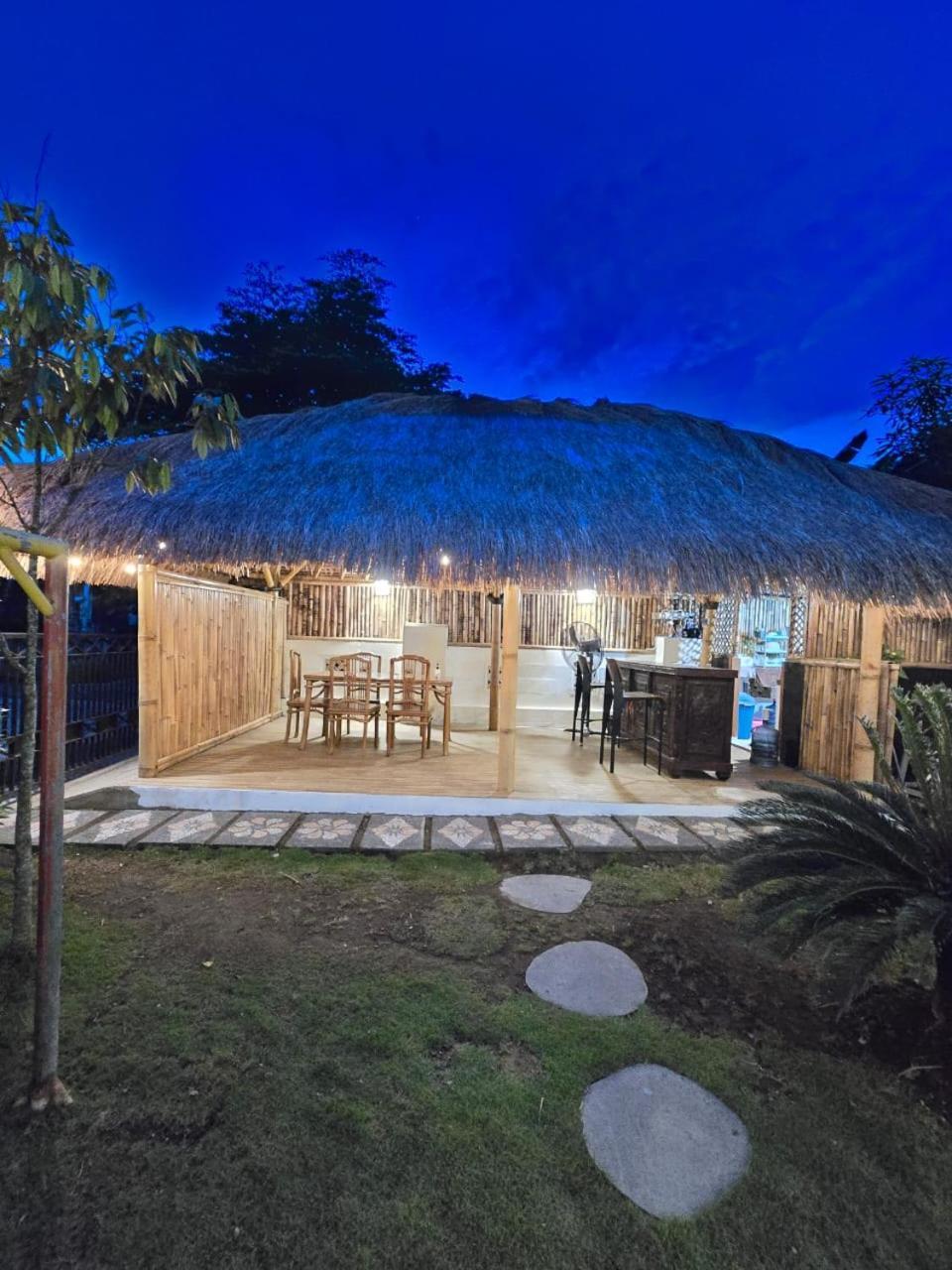 Suci'S Friendly Apartments Mataram Exterior foto
