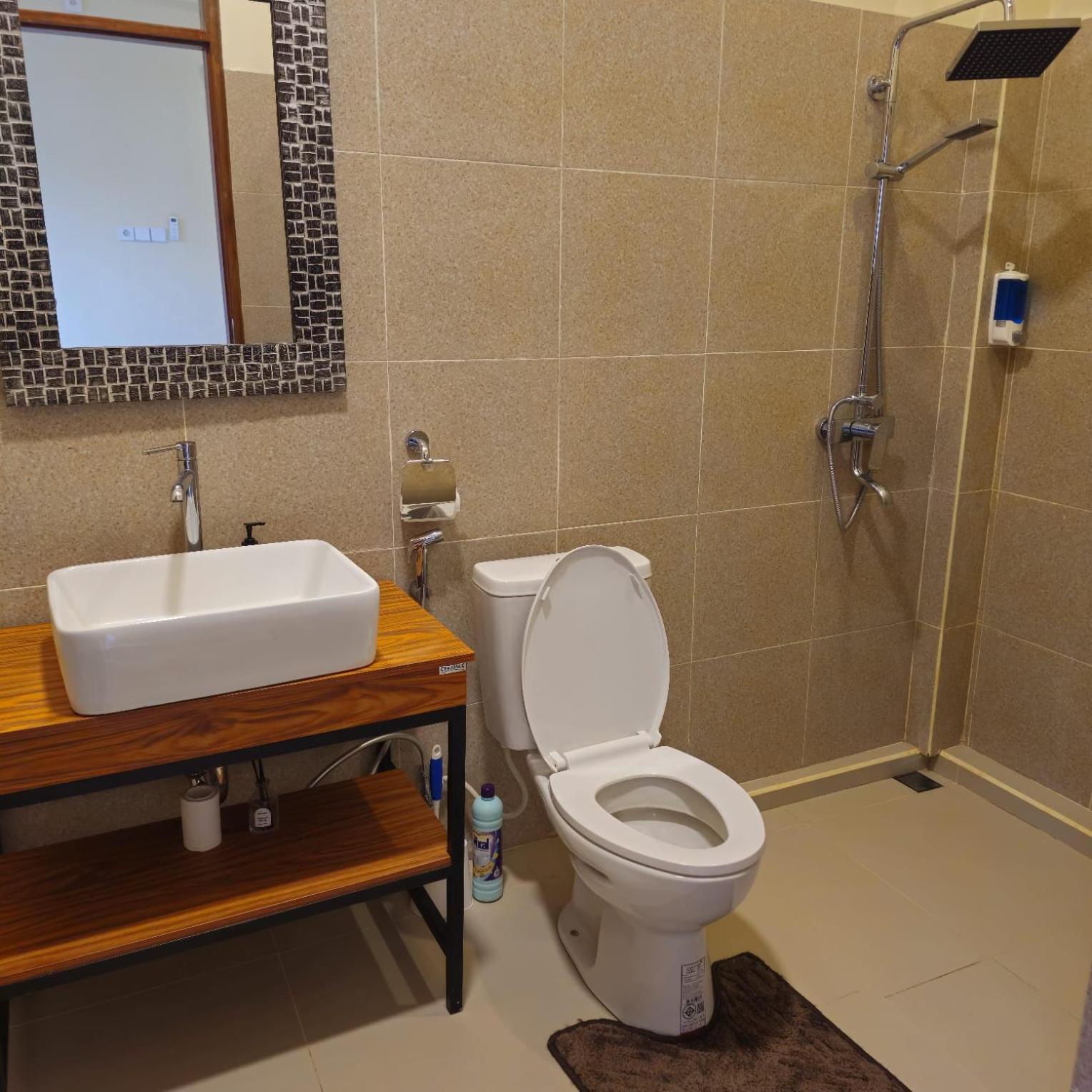 Suci'S Friendly Apartments Mataram Exterior foto